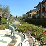 Discovery Flat With Pool & Bikes Appartement Sirmione