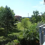 Appartement Discovery Flat With Pool & Bikes