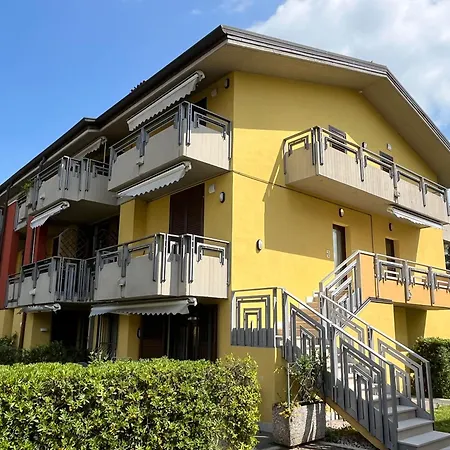 Discovery Flat With Pool & Bikes Sirmione