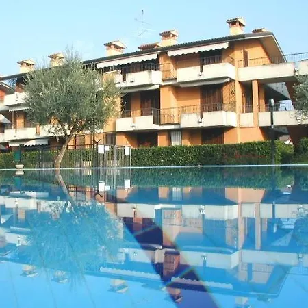 Discovery Flat With Pool & Bikes Apartmán Sirmione