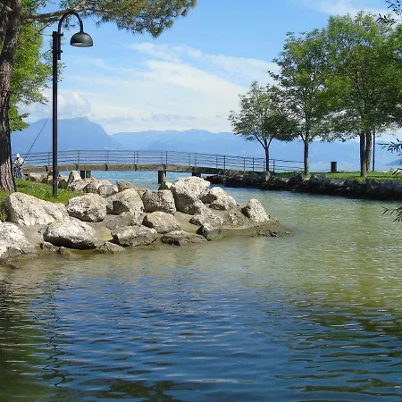 Discovery Flat With Pool & Bikes Apartmán Sirmione
